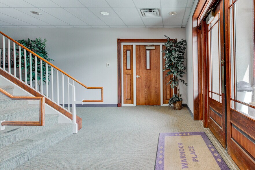 More Photos Of 959 Illinois Ave, Maumee Office For Sale