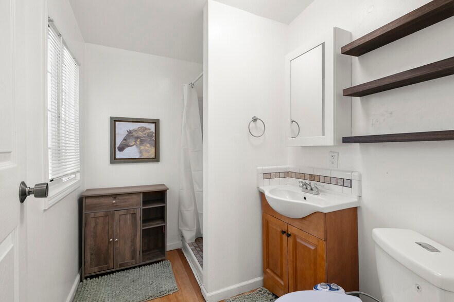 More Photos Of 1039 Channing Way, Berkeley Apartments For Sale