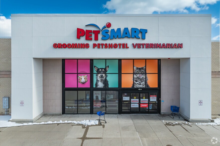 More Photos Of 2160 Jericho Tpke, Commack Freestanding For Lease