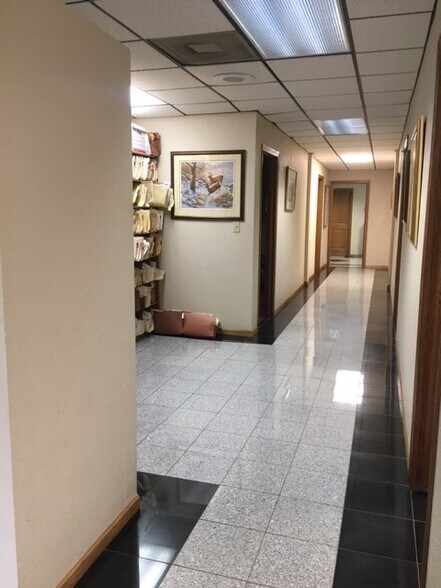 More Photos Of 915-925 1st St S, Saint Cloud Loft Creative Space For Lease