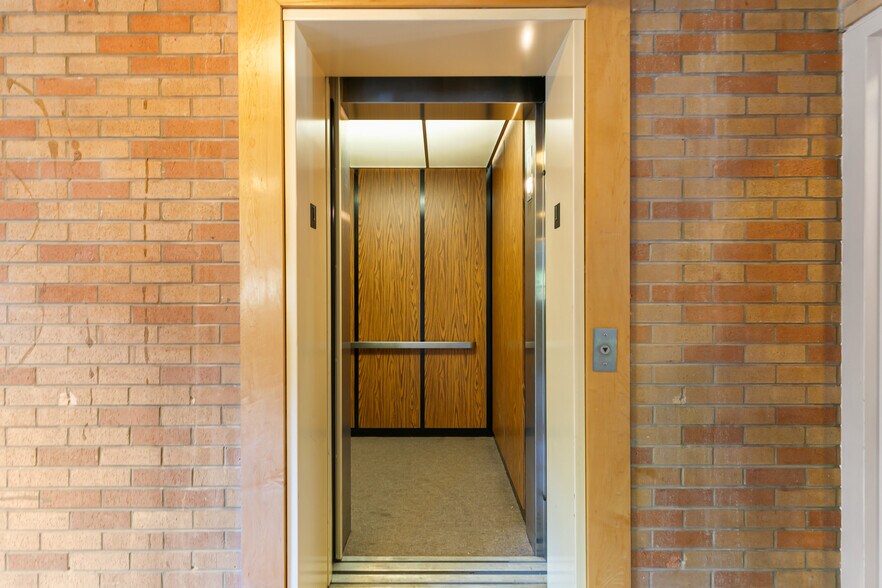 More Photos Of 3955-3995 N Irving St, Denver Religious Facility For Lease