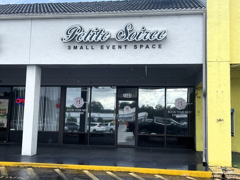 More Photos Of 3323-3343 US-441/27, Fruitland Park Storefront For Lease