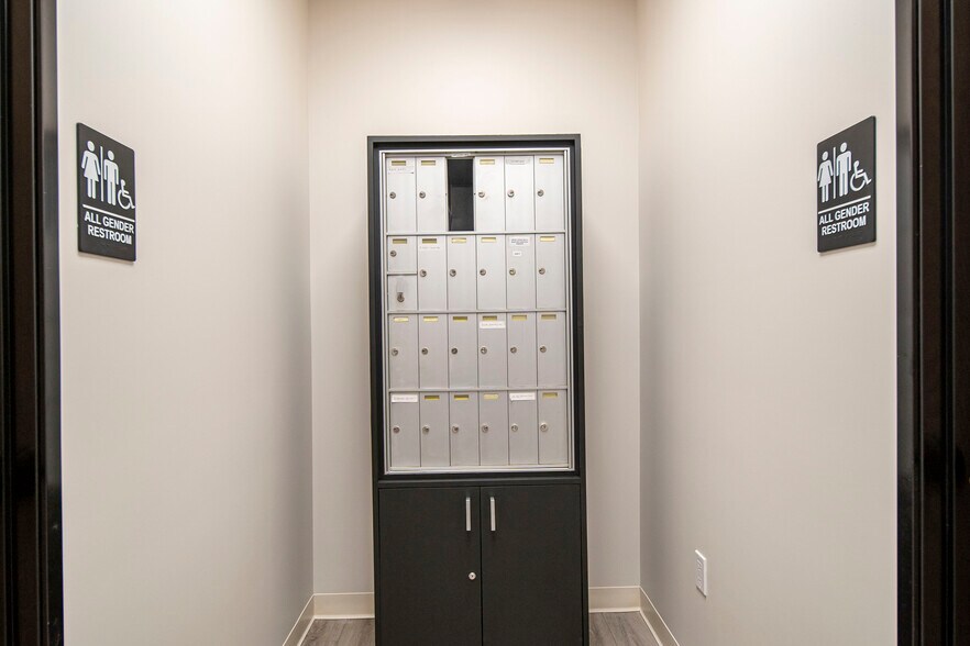 More Photos Of 1524 Brookhollow Dr, Santa Ana Coworking Space