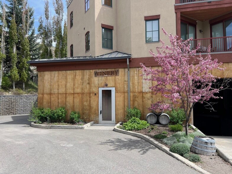 Primary Photo Of 360 9th St E, Ketchum Apartments For Sale