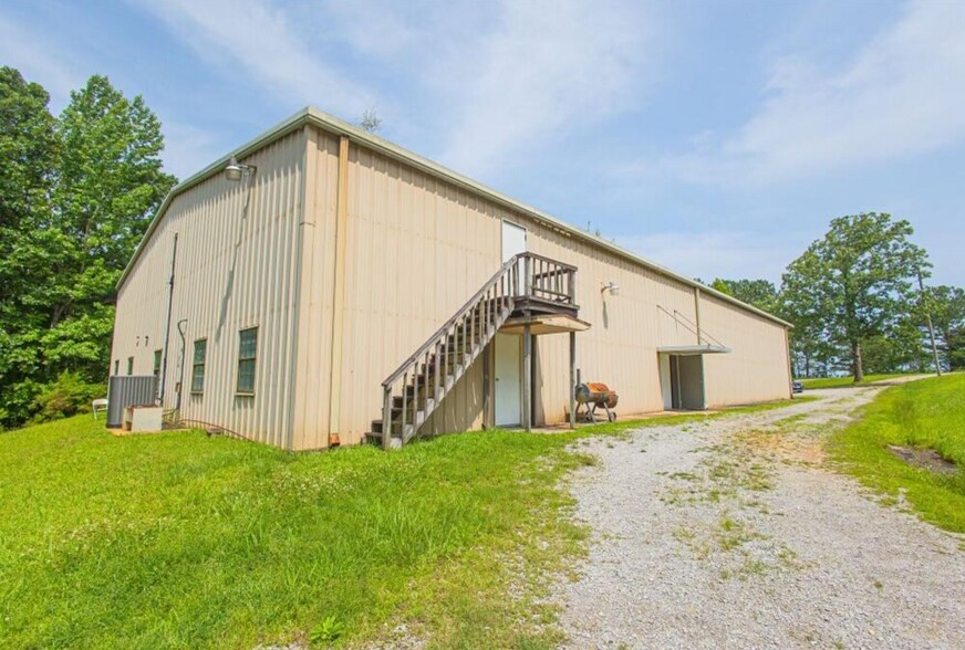 More Photos Of 1689 Southwood Dr, Iuka Flex For Sale