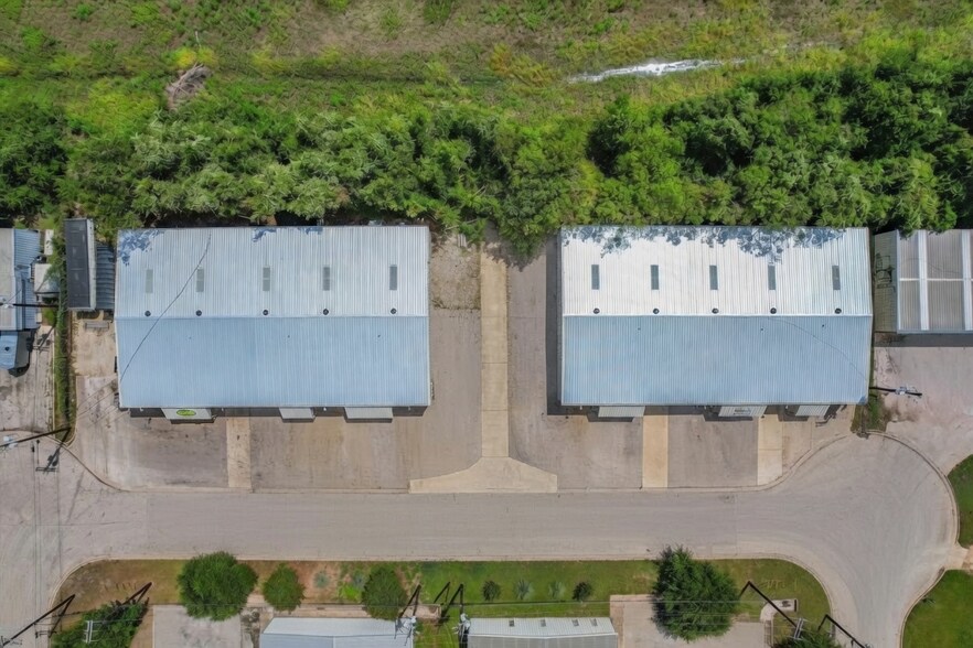 More Photos Of 40134 Industrial Park Cir, Georgetown Warehouse For Lease