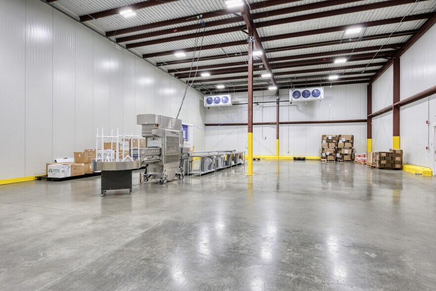 More Photos Of 1814 Washington St, Jefferson Refrigeration Cold Storage For Sale