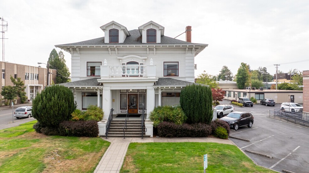 More Photos Of 414 NE Evans St, Mcminnville Office For Sale