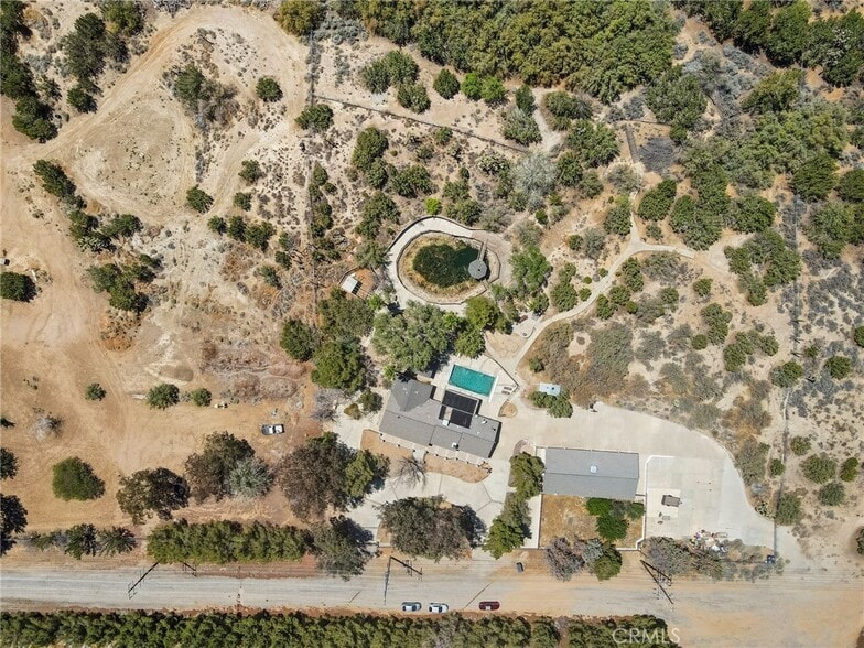 More Photos Of 712 W Avenue R8, Palmdale Industrial For Lease