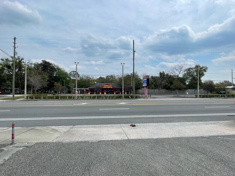 More Photos Of 1831 Cassat Ave, Jacksonville Auto Dealership For Sale