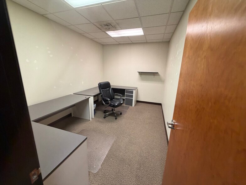 More Photos Of 3225 Monier Cir, Rancho Cordova Flex For Lease