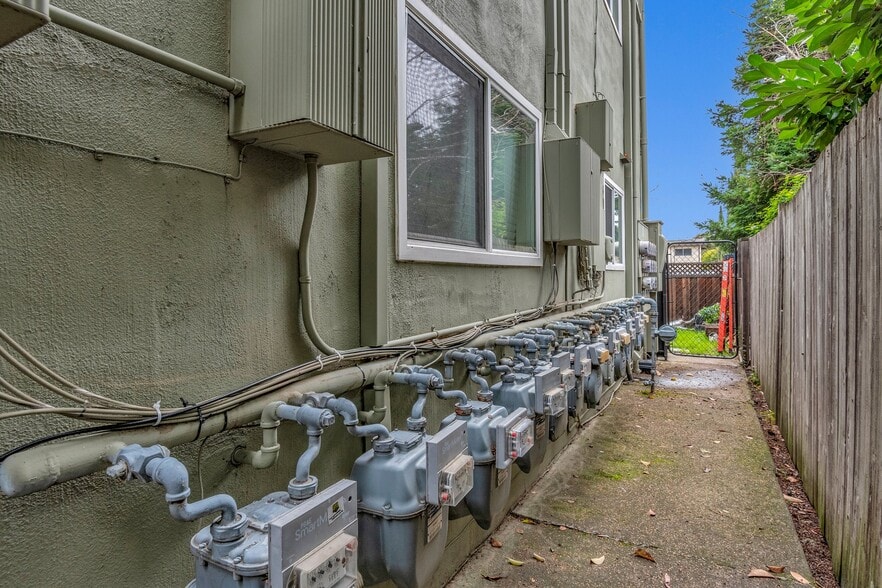 More Photos Of 1506 Garcez Dr, Concord Apartments For Sale