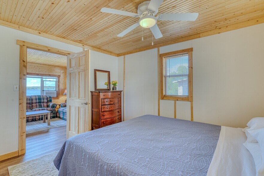 More Photos Of 8372 E Flowage Ln, Gordon Multifamily For Sale