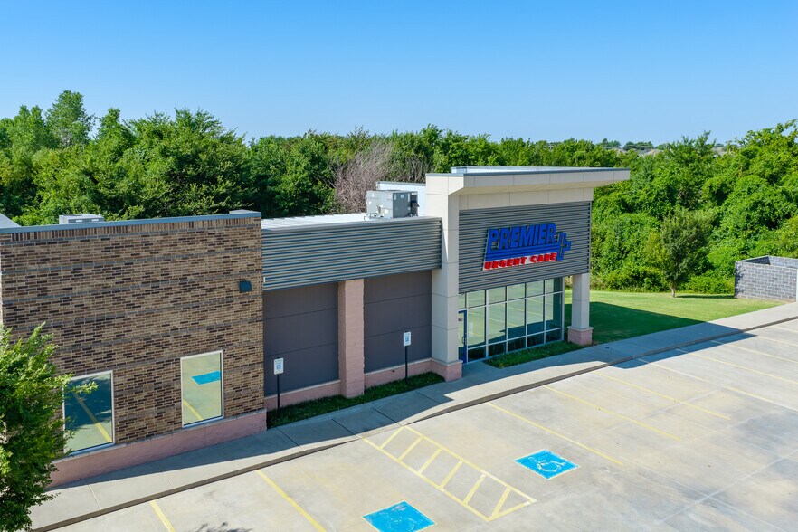 More Photos Of 2804 SW 134th St, Oklahoma City Medical For Sale