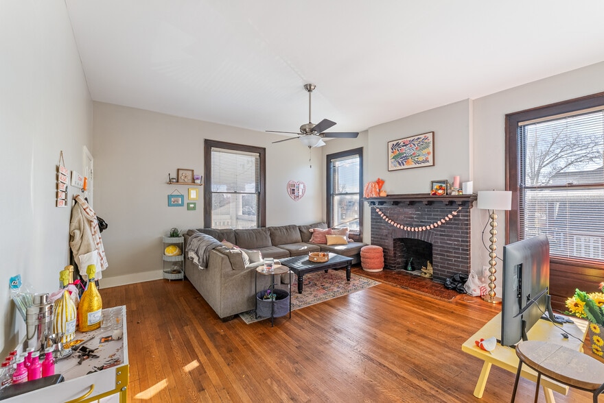 More Photos Of 1733 W Clinch Ave, Knoxville Apartments For Sale