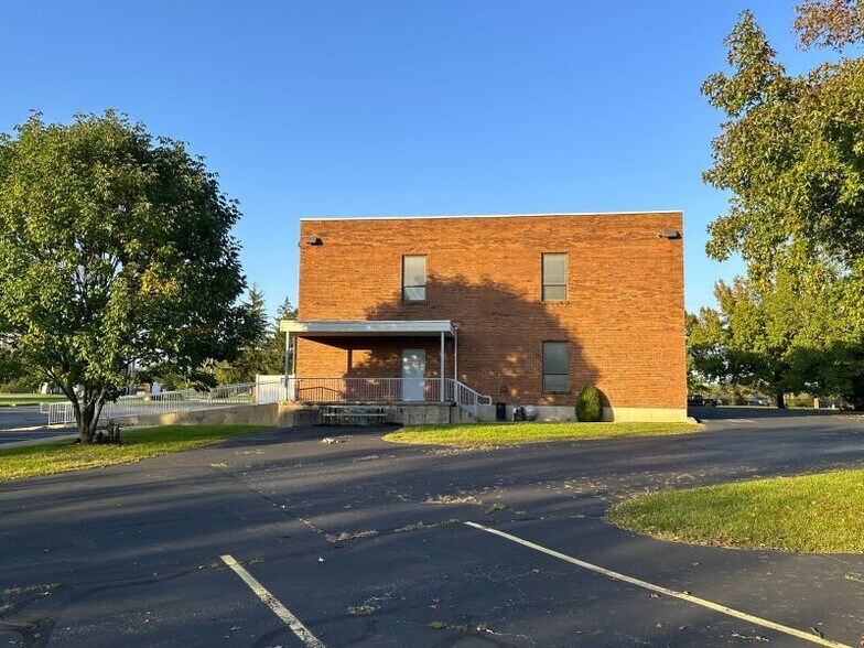 More Photos Of 600 E Dayton-Yellow Springs Rd, Fairborn Office For Sale