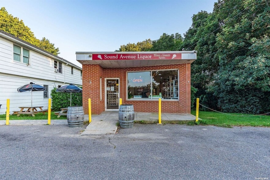 More Photos Of 5087 Sound Ave, Riverhead Storefront Retail Residential For Sale