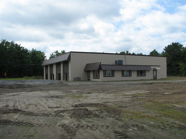 More Photos Of 130 Big Boom Rd, Queensbury Warehouse For Lease