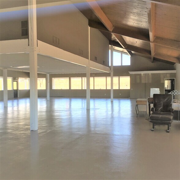 More Photos Of 5101 Montero Way, Petaluma Storefront For Lease