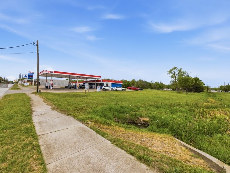 More Photos Of TBD TBD Mulberry Street, Kaufman Land For Sale