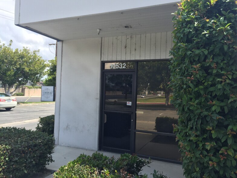 More Photos Of 4274 Cerritos Ave, Los Alamitos Light Distribution For Lease