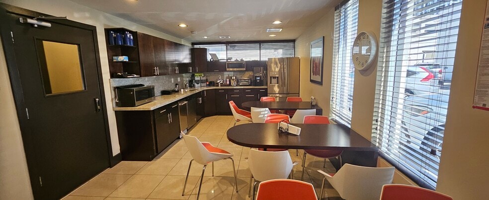 More Photos Of 365 Palermo Ave, Coral Gables Office For Sale