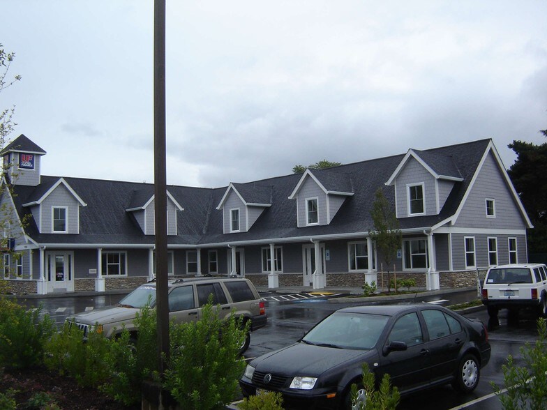 More Photos Of 7305 NE Fourth Plain Blvd, Vancouver Freestanding For Lease