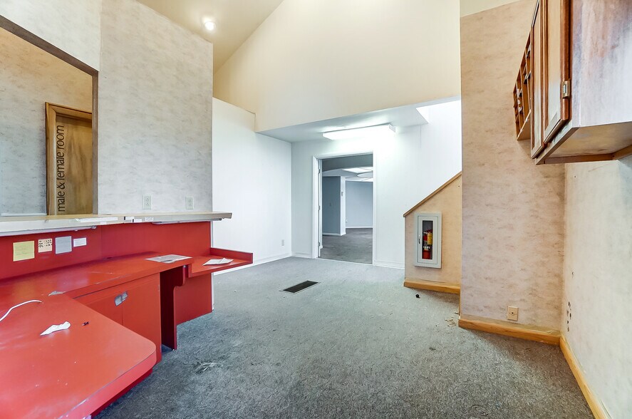 More Photos Of 6750 Brandt Pike, Huber Heights Medical For Sale