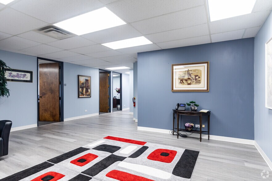 More Photos Of 20280 Governors Dr, Olympia Fields Unknown For Lease