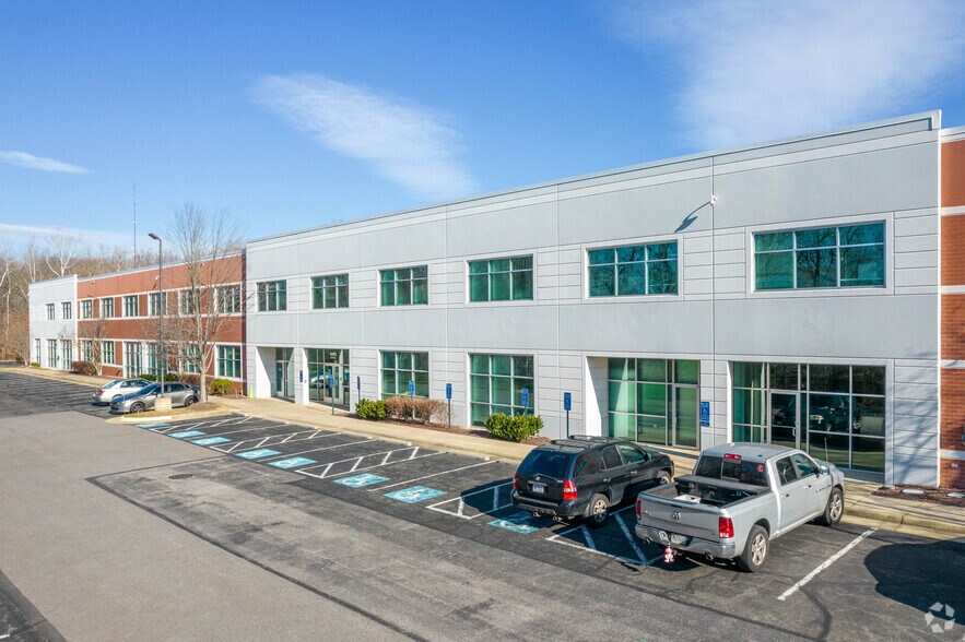 More Photos Of 10400 Furnace Rd, Lorton Light Manufacturing For Lease