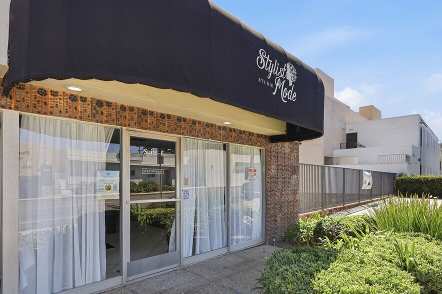 More Photos Of 1411 W 7th St, San Pedro Medical For Sale