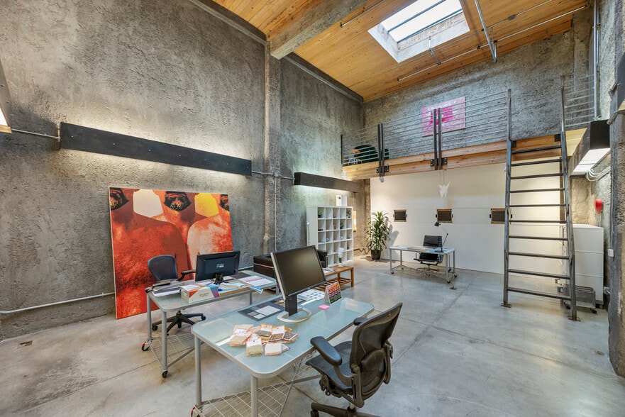 More Photos Of 266-270 14th St, San Francisco Warehouse For Sale
