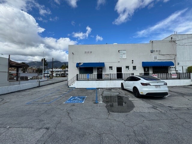 More Photos Of 2808 Honolulu Ave, Glendale Loft Creative Space For Lease