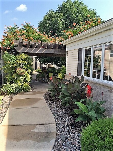 More Photos Of 226 Bornemann St, Green Bay Assisted Living For Sale