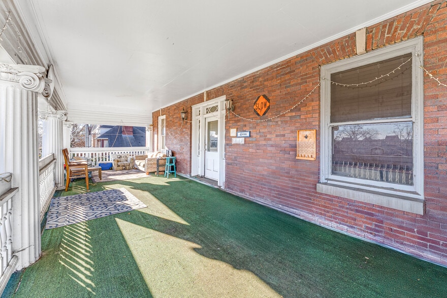 More Photos Of 1733 W Clinch Ave, Knoxville Apartments For Sale