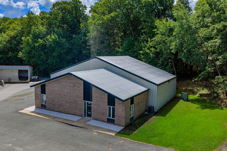 More Photos Of 2300 Industry Ct, Forest Hill Light Manufacturing For Lease