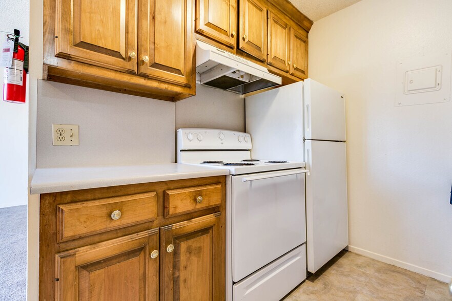 More Photos Of 1707-1717 Greenwood St, San Angelo Apartments For Sale