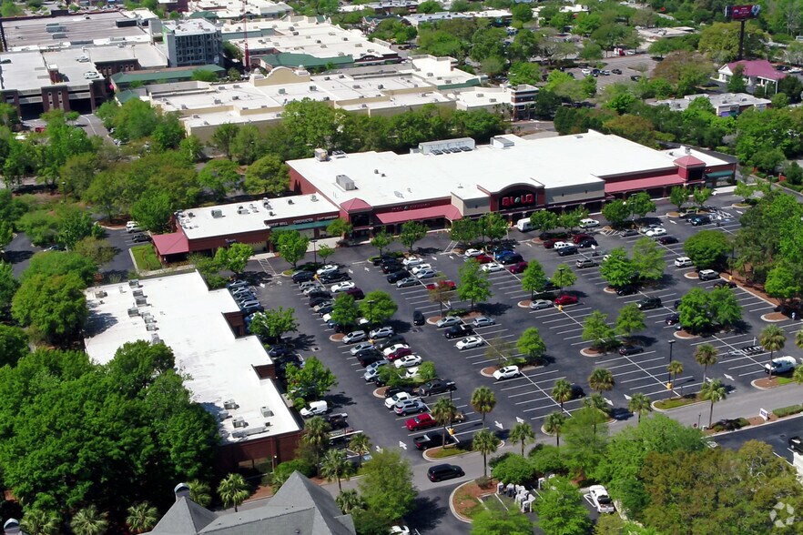 More Photos Of 1909 N Highway 17, Mount Pleasant Unknown For Lease