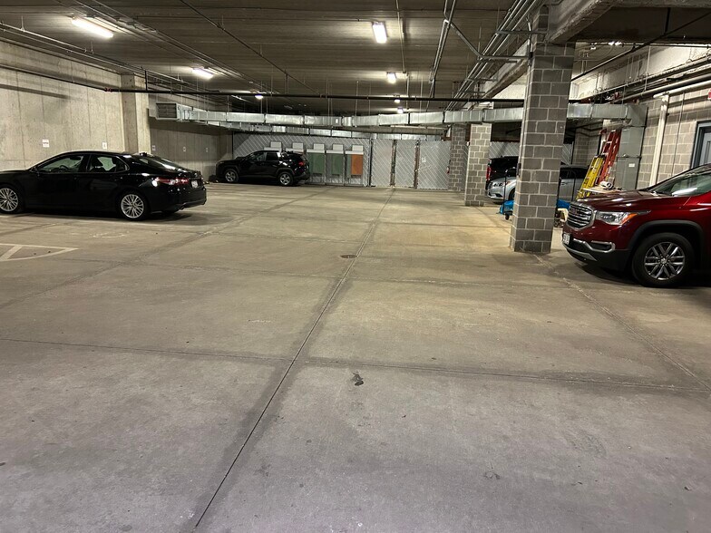 More Photos Of 1 Erdman Pl, Madison Office For Sale