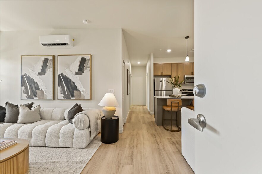 More Photos Of 7011 NE 126th St, Vancouver Apartments For Sale