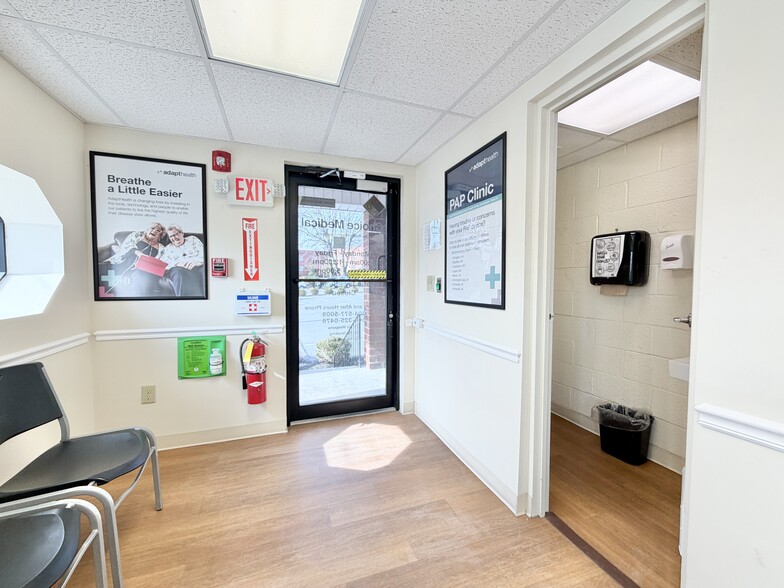 More Photos Of 1330 Mercer St, Princeton Office For Sale