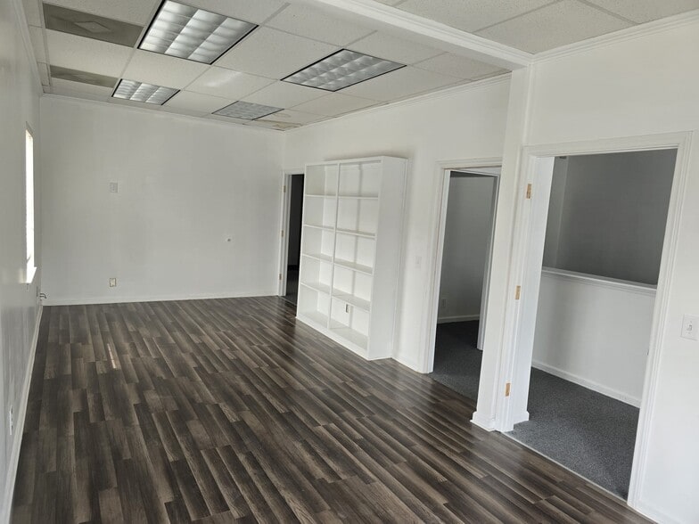 More Photos Of 2730 E WT Harris Blvd, Charlotte Office For Lease