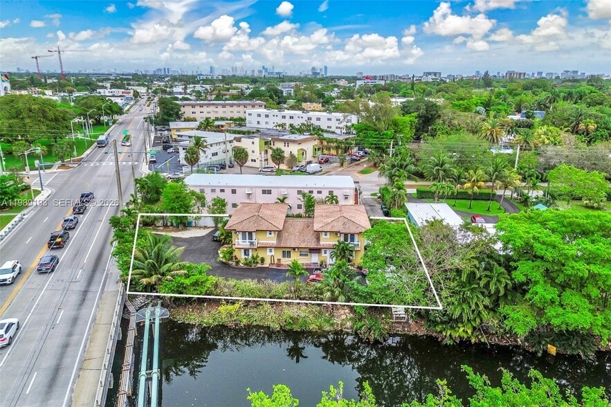 More Photos Of 12085 W Dixie Hwy, North Miami Multifamily For Sale