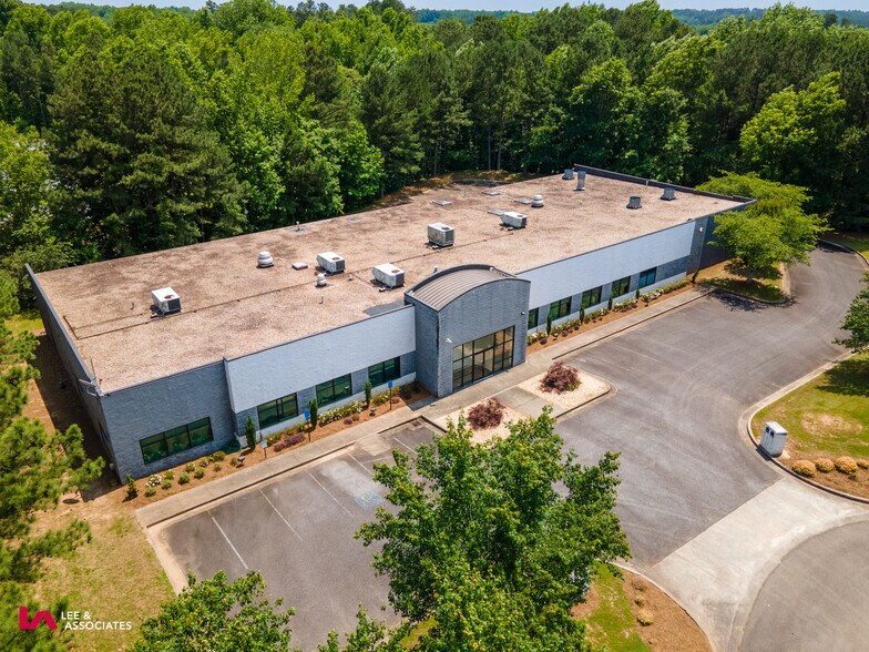 More Photos Of 6835 Meadowridge Ct, Alpharetta Industrial For Lease