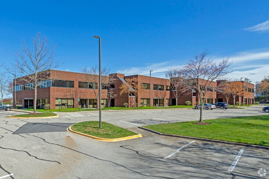 More Photos Of 1111 Benfield Blvd, Millersville Office For Lease