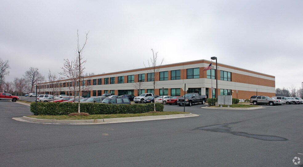 More Photos Of 43766 Trade Center Pl, Sterling Light Manufacturing For Sale