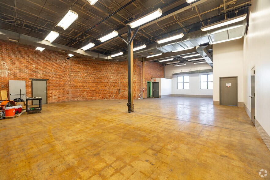 More Photos Of 50 Parkway Ave, Ewing Township Land For Lease