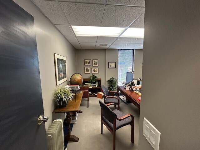 More Photos Of 155 Maple St, Springfield Medical For Sale