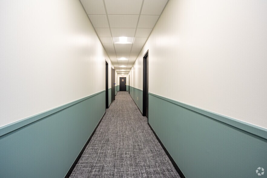 More Photos Of 1200 Chambers Rd, Columbus Office For Lease