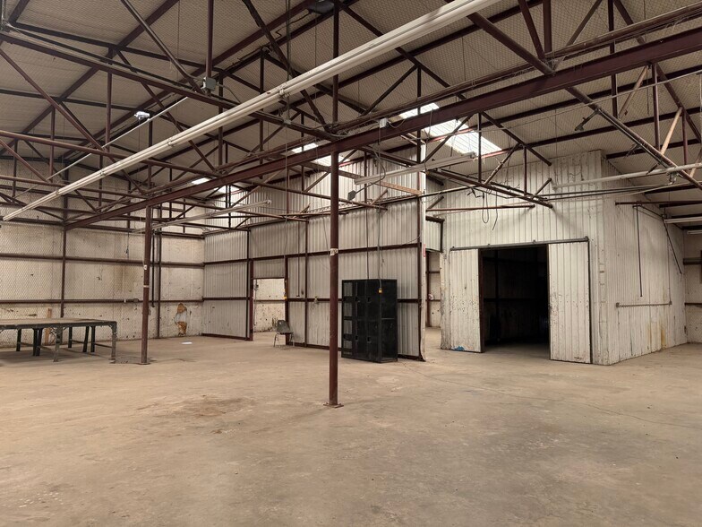 More Photos Of 3224 Industrial Dr, Wichita Falls Manufacturing For Lease